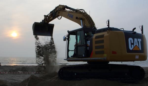 CAT 320E